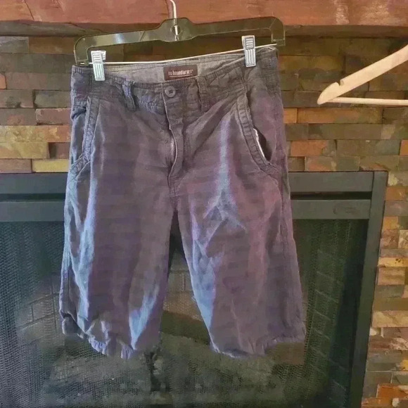 Board shorts - Picture 1 of 3